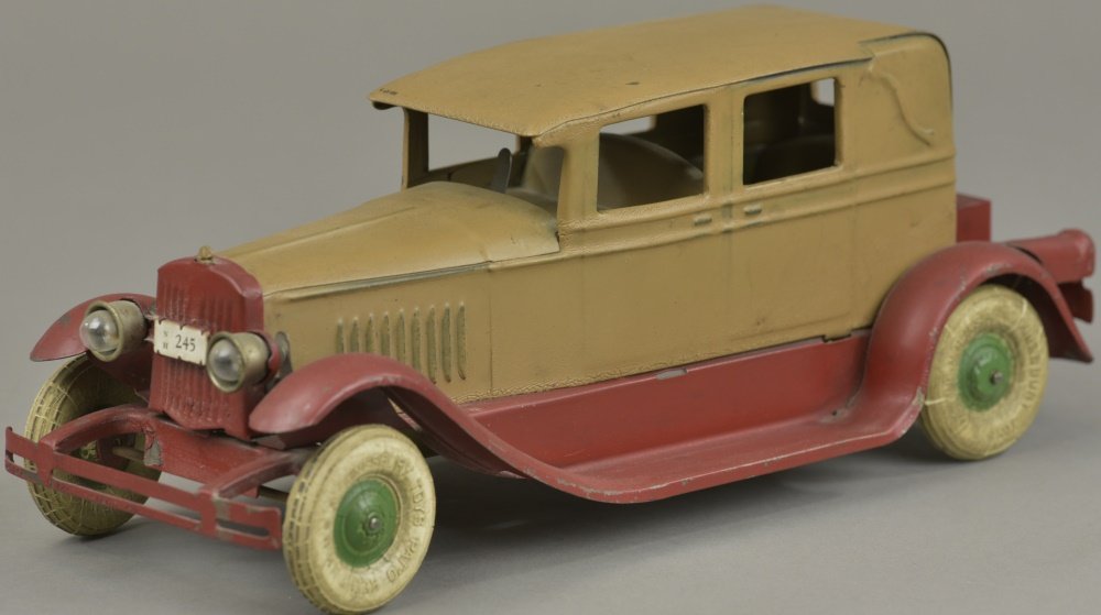 KINGSBURY BROUGHAM SEDAN (1 of 2)