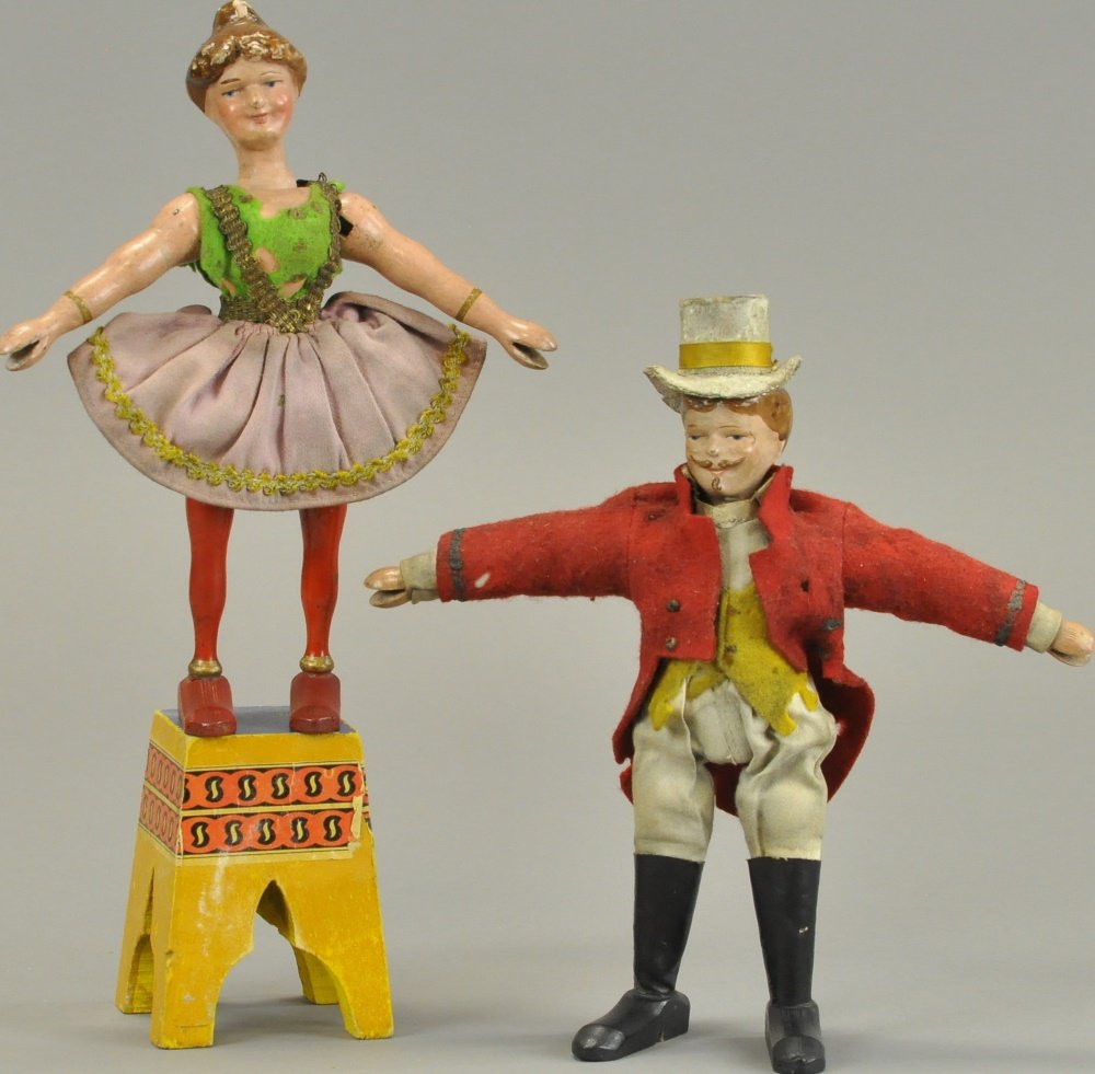 SCHOENHUT RINGMASTER & LADY CIRCUS RIDER (1 of 2)