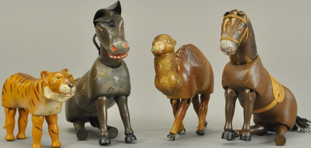 GROUPING OF REDUCED SIZE SCHOENHUT ANIMALS (1 of 2)