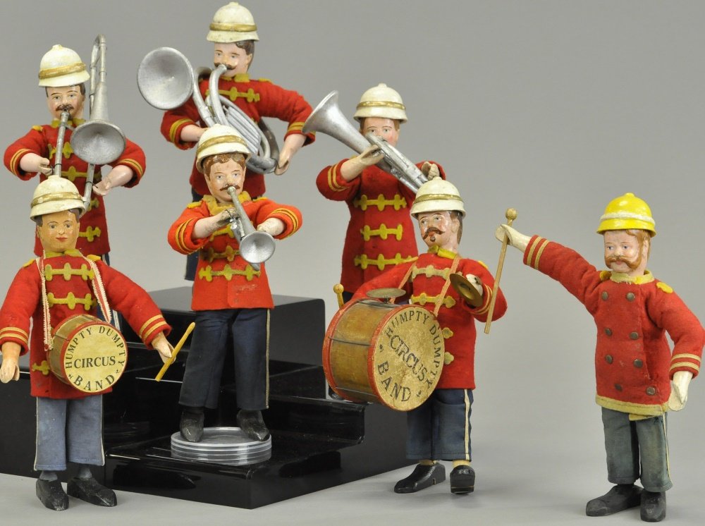 HUMPTY DUMPTY CIRCUS SCHOENHUT BANDSMEN (1 of 3)