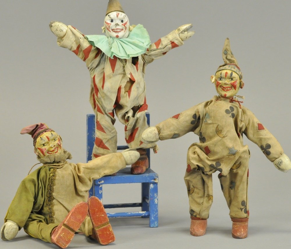 LOT OF THREE SCHOENHUT CLOWNS (1 of 2)