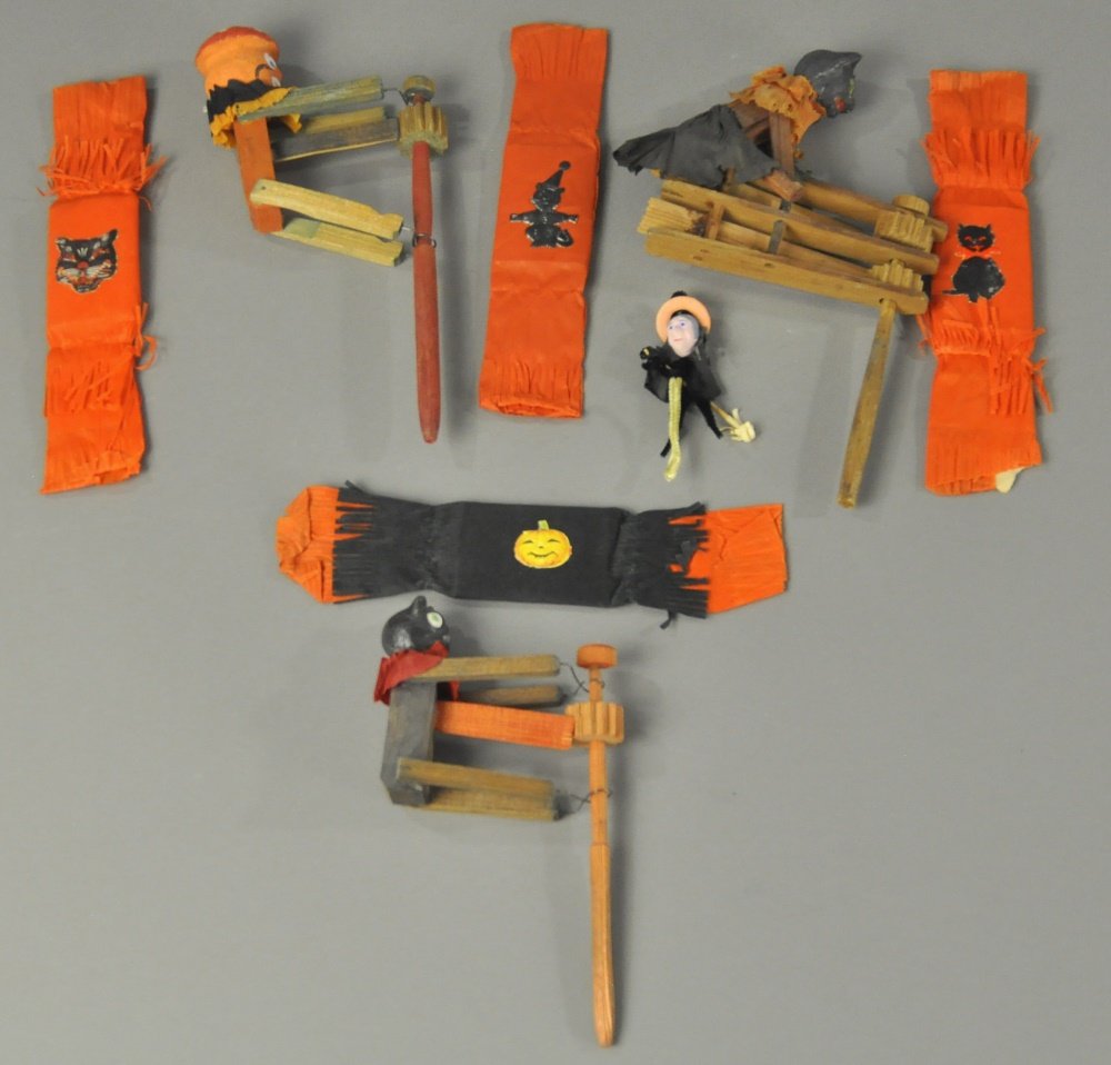 THREE HALLOWEEN NOISE MAKERS & FIVE PARTY FAVORS (1 of 2)