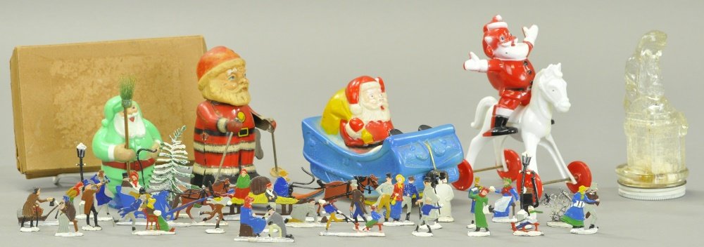 ECLECTIC MIX OF CHRISTMAS TOYS (1 of 2)