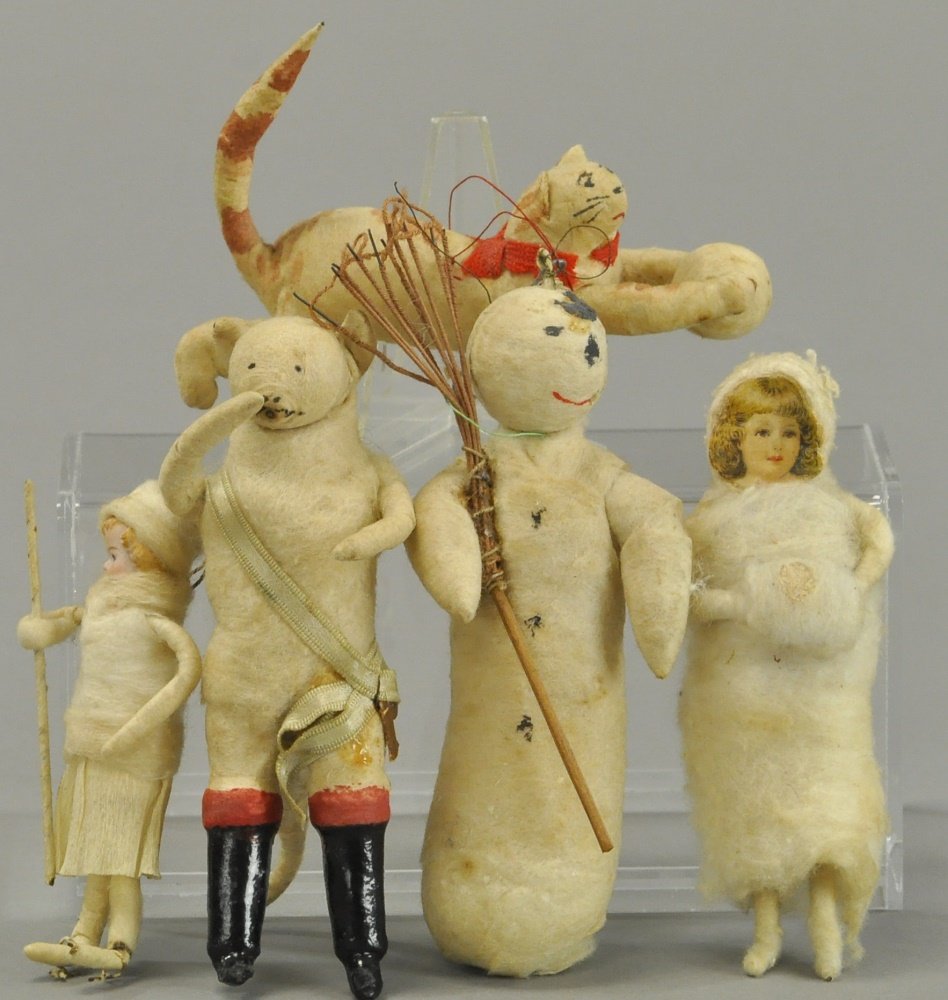 FIVE PRESSED AND SPUN COTTON ORNAMENTS (1 of 2)