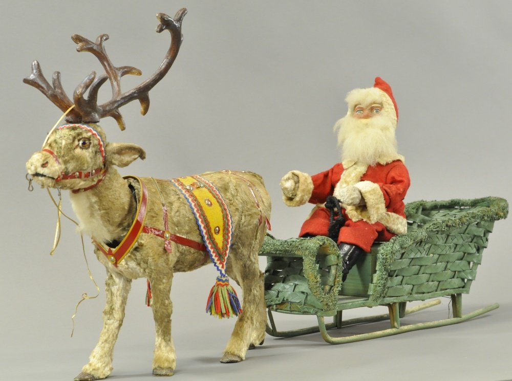 FAO SCHWARTZ NODDING SANTA AND NODDING REINDEER (1 of 4)