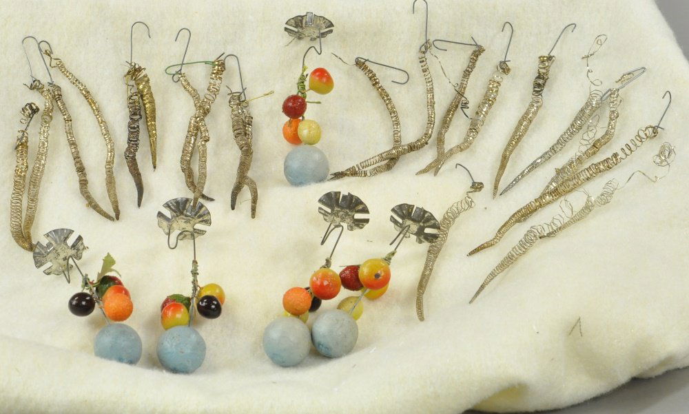 CHRISTMAS CANDLES, CANDLE HOLDERS & TIN ICICLES (1 of 1)