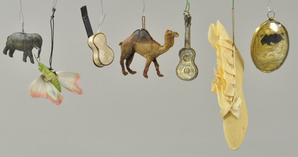 ASSORTMENT OF SIX DRESDEN ORNAMENTS (1 of 1)