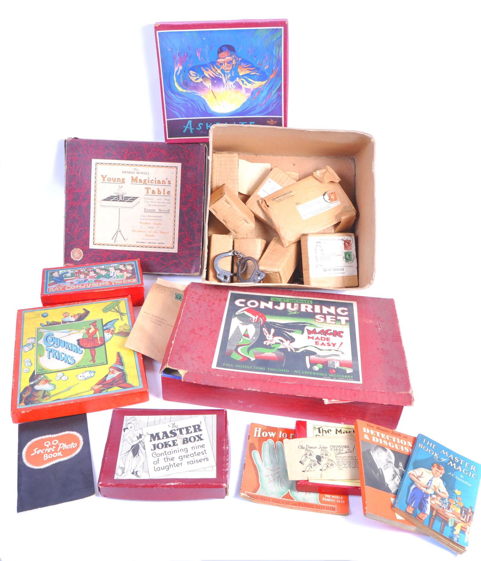 A charming and fantastic collection of antique Magic (1 of 11)