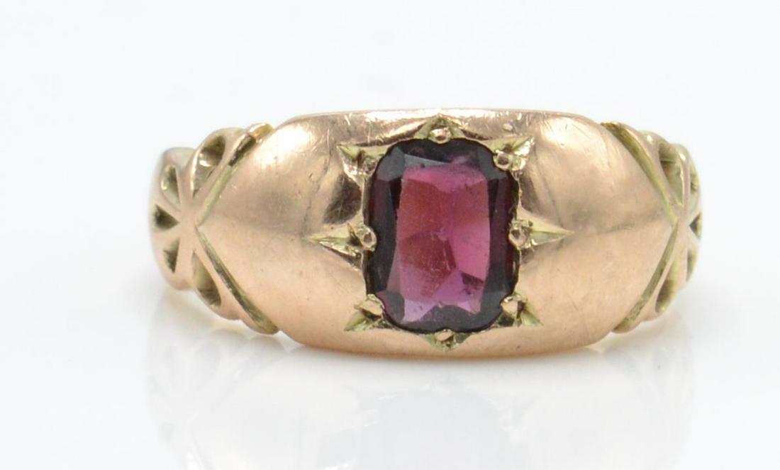 An Edwardian Chester hallmarked 9ct gold band ring set (1 of 4)