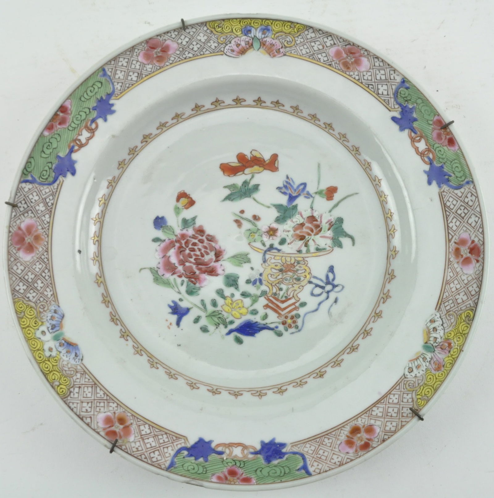 QING YONGZHENG FAMILLE ROSE CHARGER PLATE 清 雍正 金粉彩花 (1 of 5)