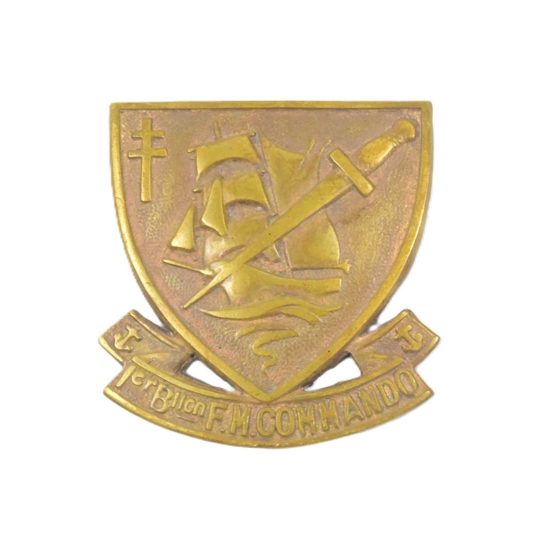 WWII FRENCH 1ST MARINE COMMANDO BATTALION CAP BADGE (1 of 2)