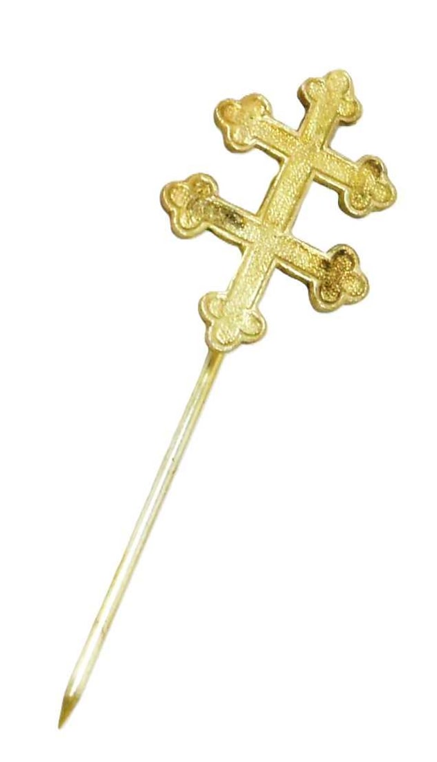 WWII SECOND WORLD WAR FRENCH RESISTANCE STICK PIN: A post WWII Second World War French Resistance stick pin. The stylized Cross of Lorraine stick pin was worn after liberation by Resistance members to show they had done their bit during the occupation