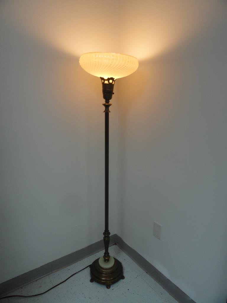 Floor Lamp with Translucent Glass Shade: Floor Lamp with Scalloped Translucent Glass Shade. 3 way switch Beautiful Soft Glow Lighting. Malachite Base. 65 1/2" Tall 15" Dia Shade.
