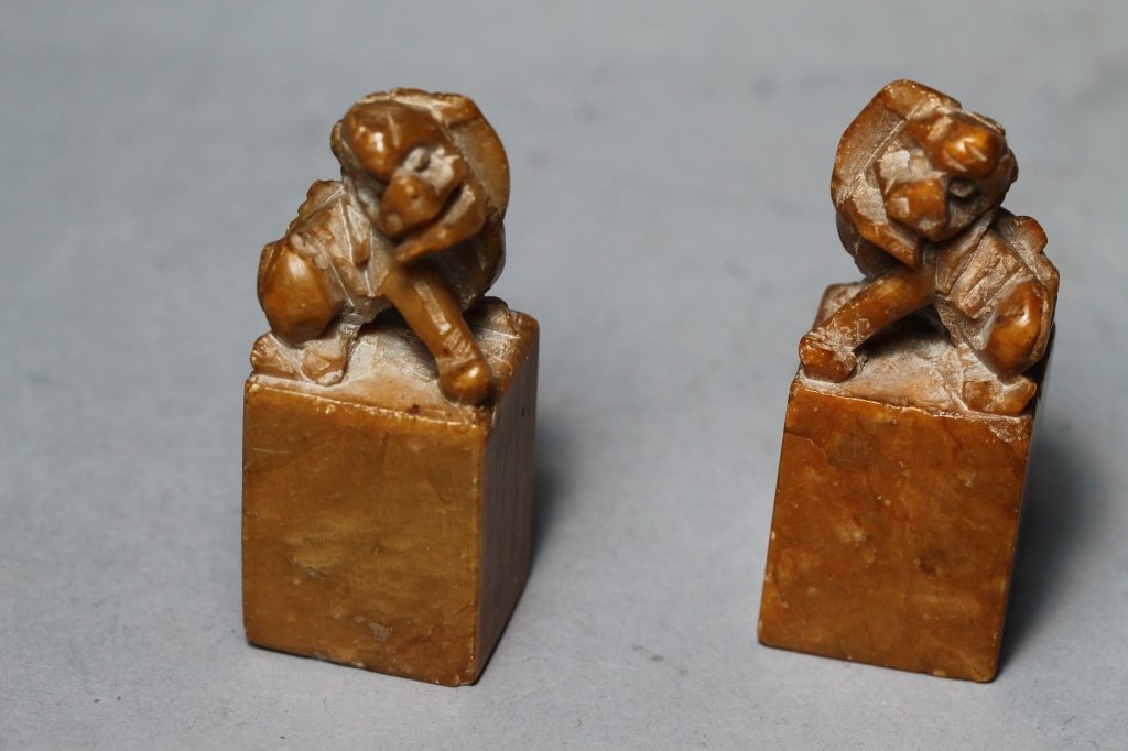 Pair of Antique Foo Dog Chinese Chop Blocks: set of two Chinese chop blocks Approx. 2" Tall