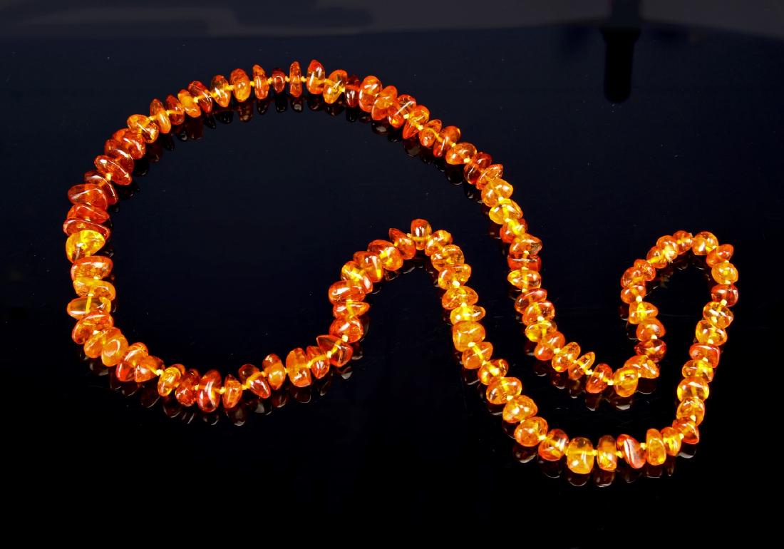 Chinese Amber Necklace (1 of 2)