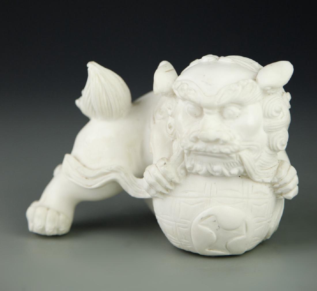 Chinese Marble Foo Lion (1 of 4)