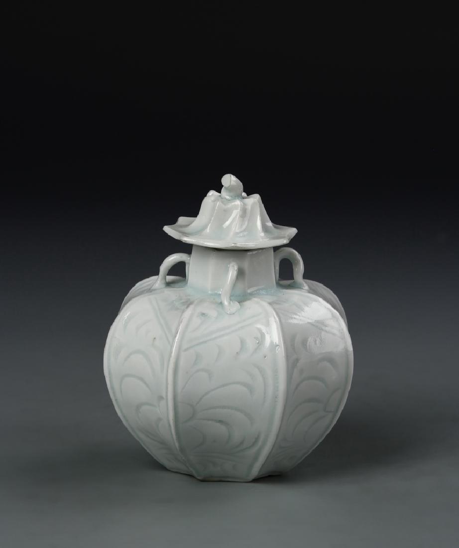Chinese Ying Qing Mini Vase (1 of 4)