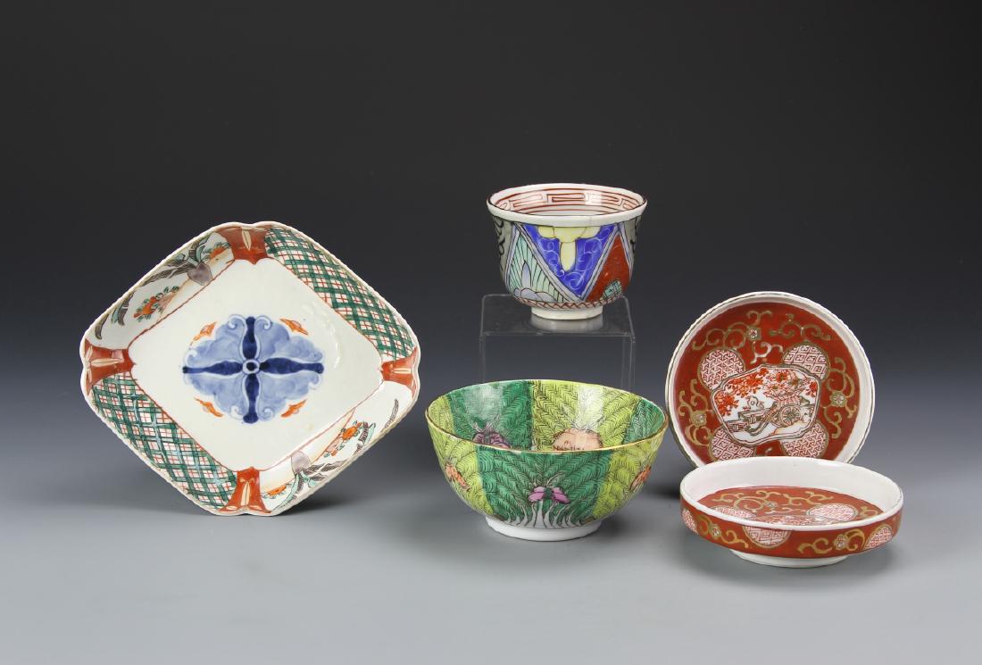 Five Vintage Porcelain Items (1 of 4)