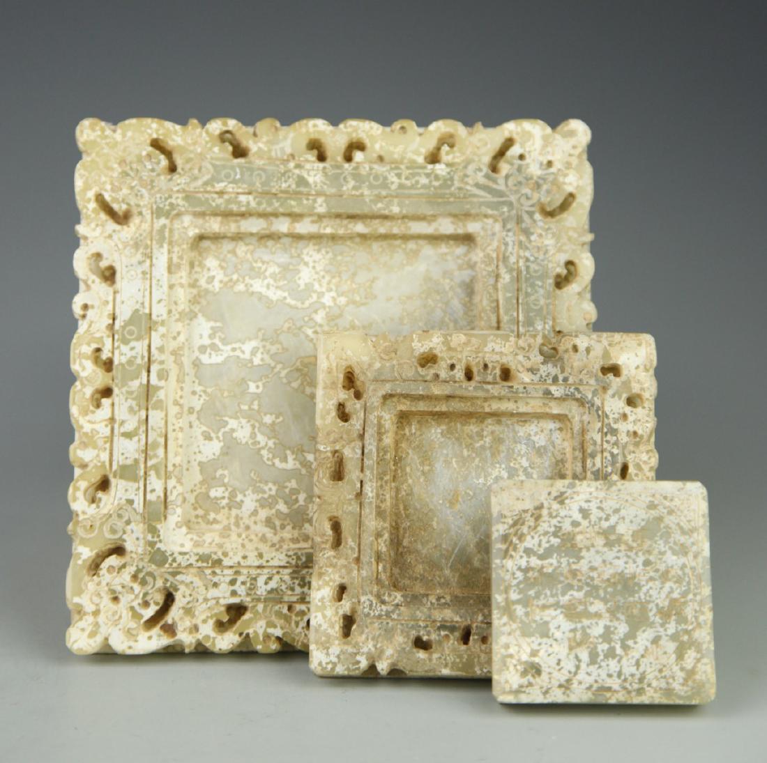 Chinese Jade Ink Well (1 of 2)