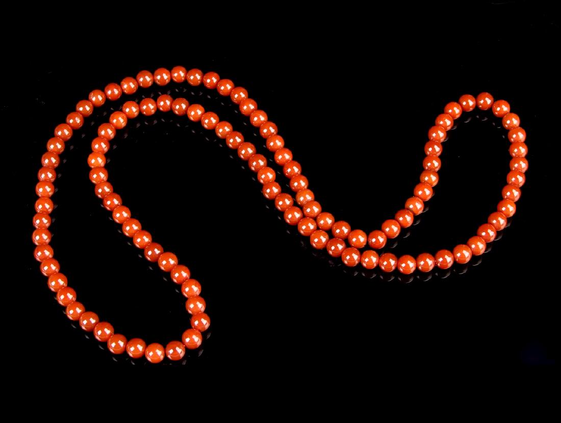 Chinese Bao Shan Agate Beaded Necklace (1 of 2)