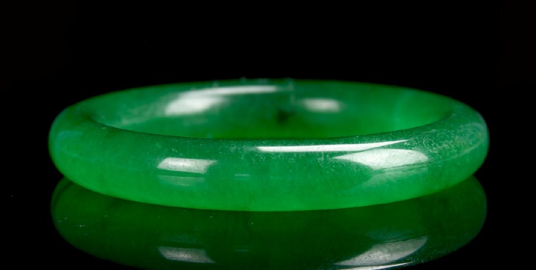 Chinese Jadeite Bangle (1 of 3)