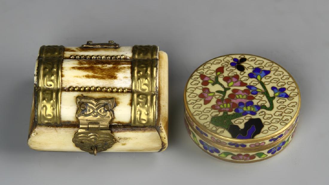 Chinese Two Make Up Boxes (1 of 2)