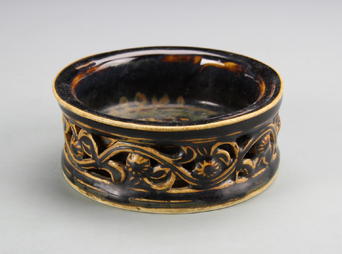 Chinese Ding Ware Brush Washer (1 of 4)