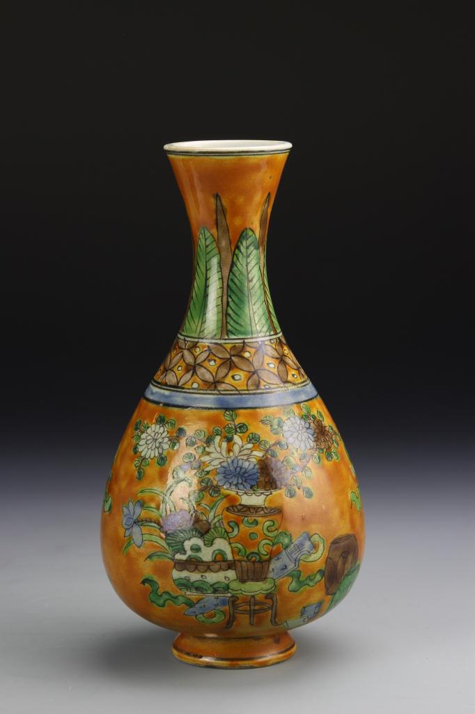 Chinese Sancai Vase (1 of 6)