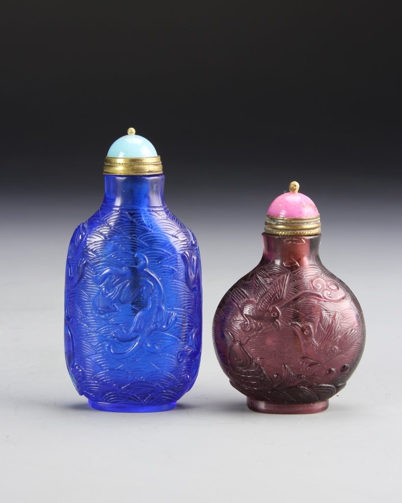 Two Chinese Peking Glass Snuff Bottles (1 of 3)