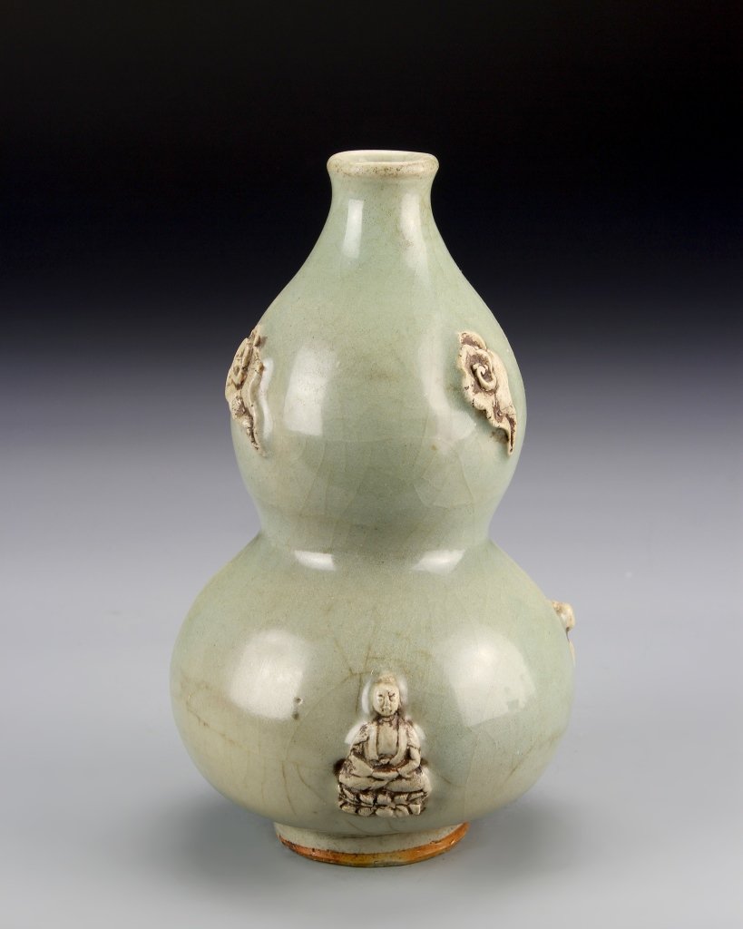 Chinese Antique Lungquan Ware Gourd Vase (1 of 5)