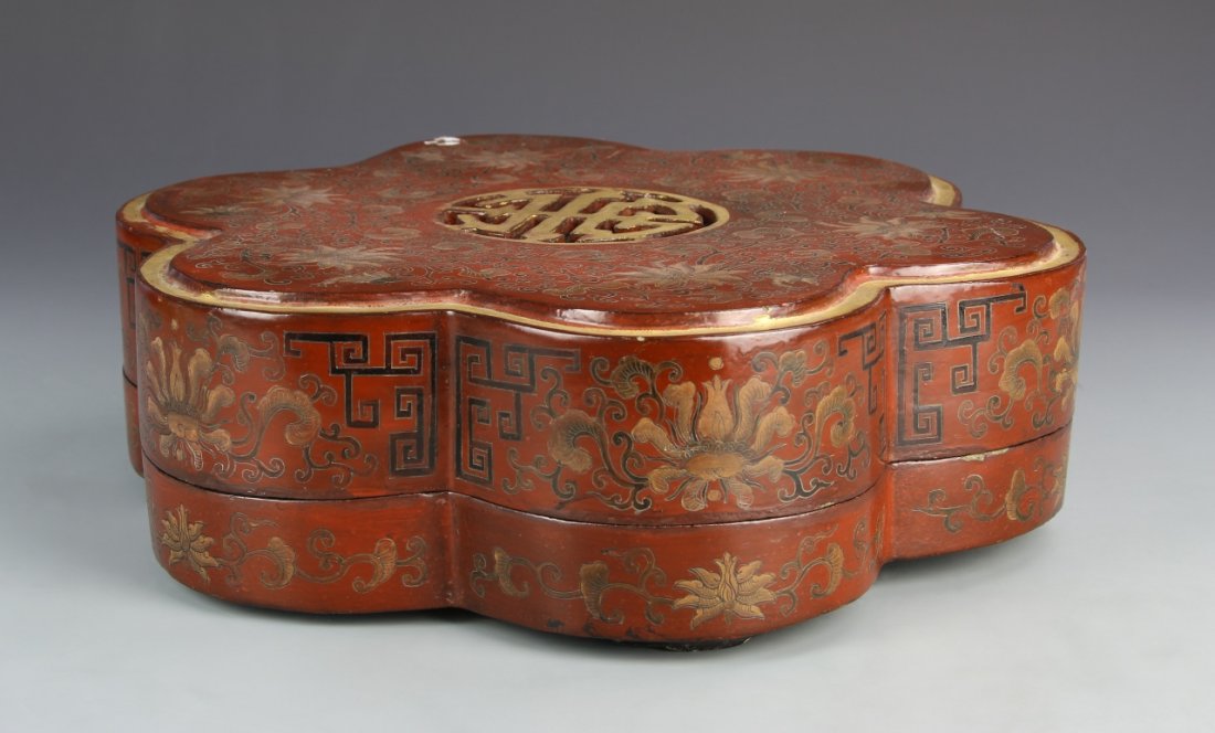 Chinese Lacquer Box (1 of 2)