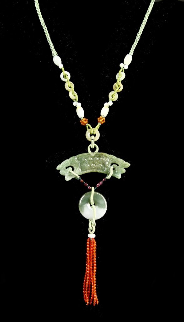 Chinese Jadeite Necklace and Pendant (1 of 2)