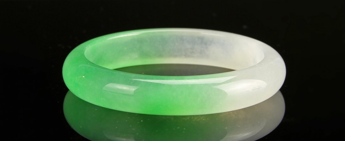 Chinese Jadeite Bangle (1 of 3)