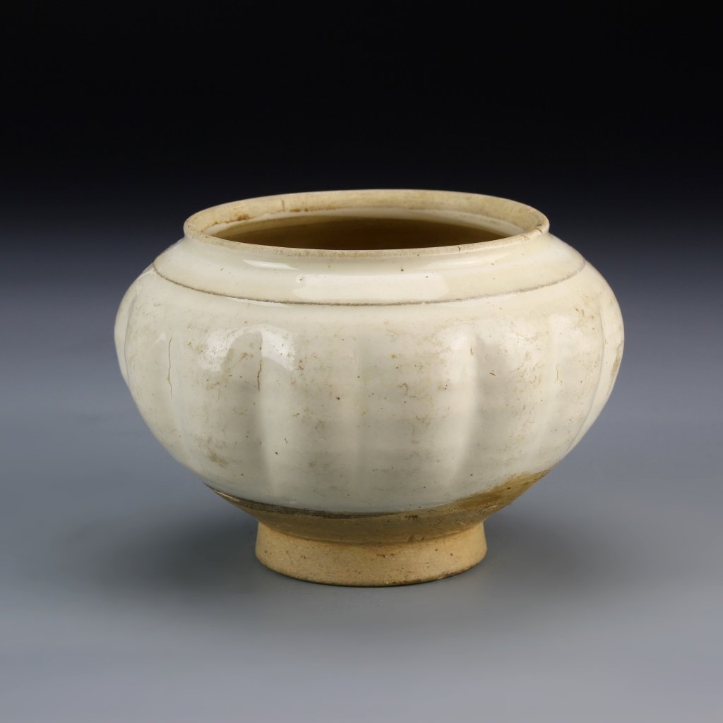 Chinese Antique Ding Ware Jar (1 of 4)