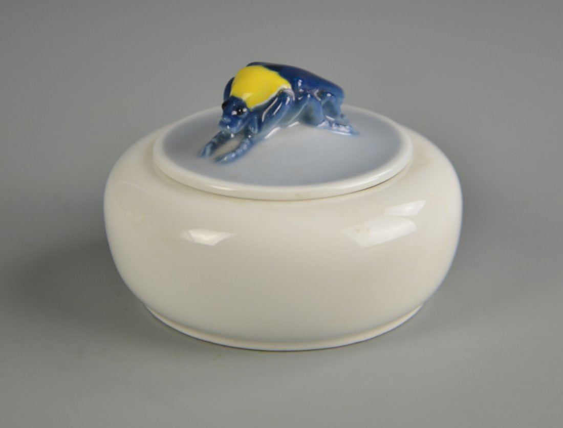Porcelain Covered Dish: KPM porcelain covered dish. 2 in., 3 1/2 in.