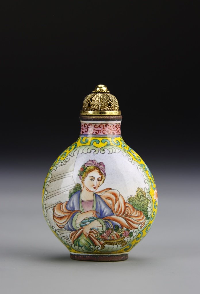 Chinese Enameled Snuff Bottle (1 of 5)