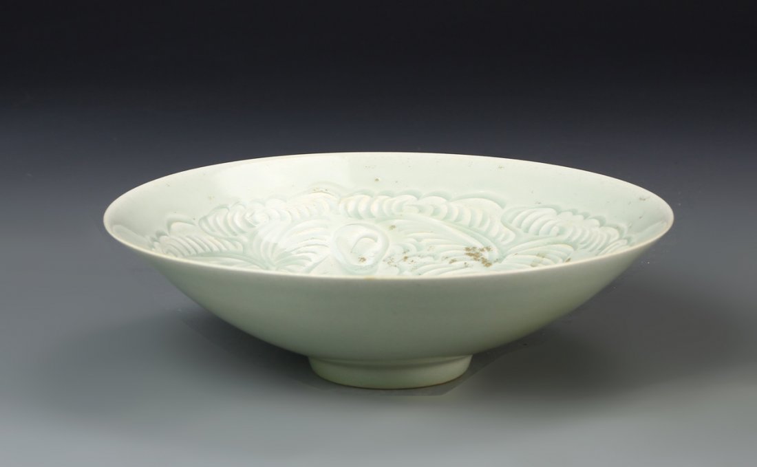 Chinese Lungquan Yao Bowl (1 of 3)