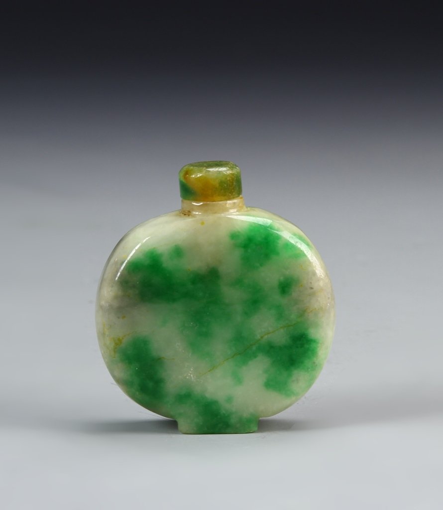 Chinese Jade Snuff Bottle (1 of 3)