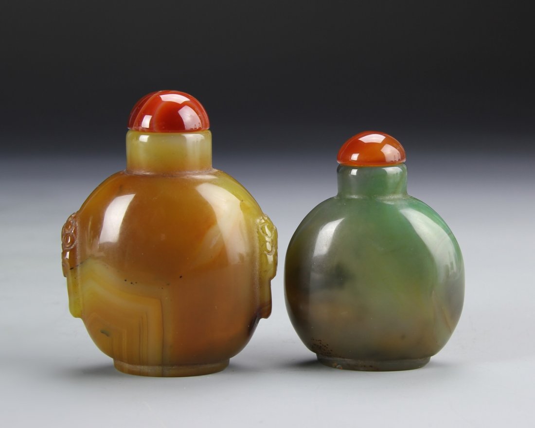 Two Chinese Agate Snuff Bottles (1 of 3)