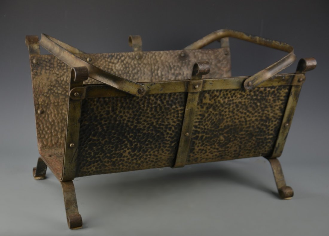 Arts and Crafts Hammer Log Holder (1 of 4)