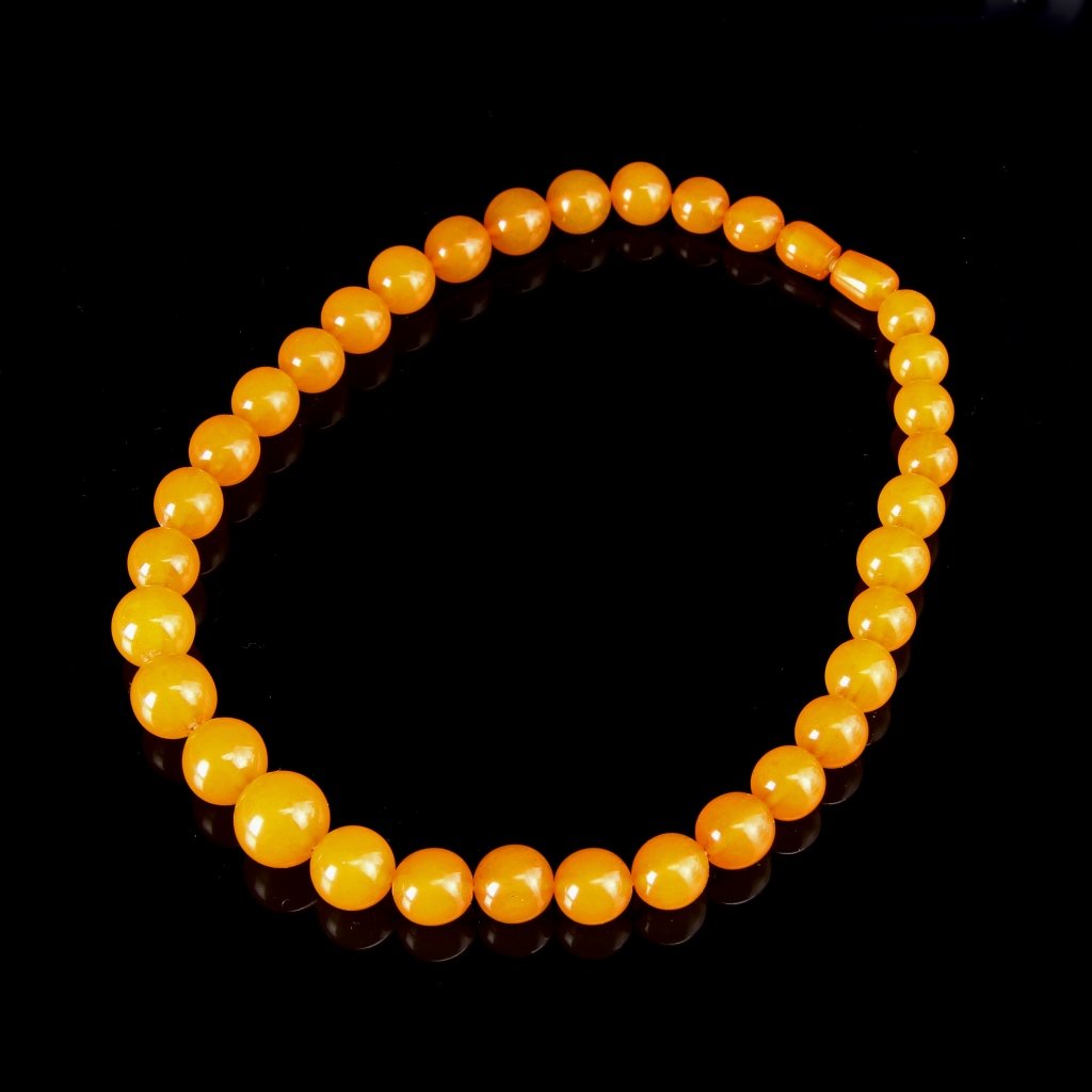 Vintage Amber Necklace (1 of 2)