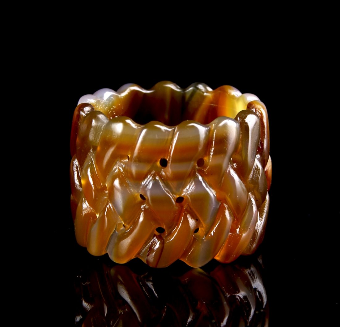 Chinese Carved Agate Thumb Ring (1 of 2)