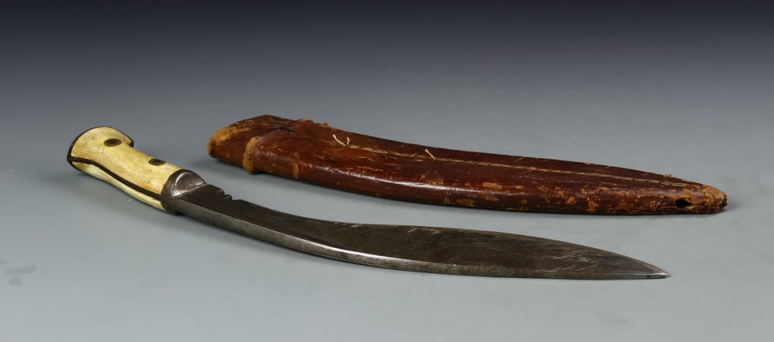Asian Antique Dagger (1 of 3)