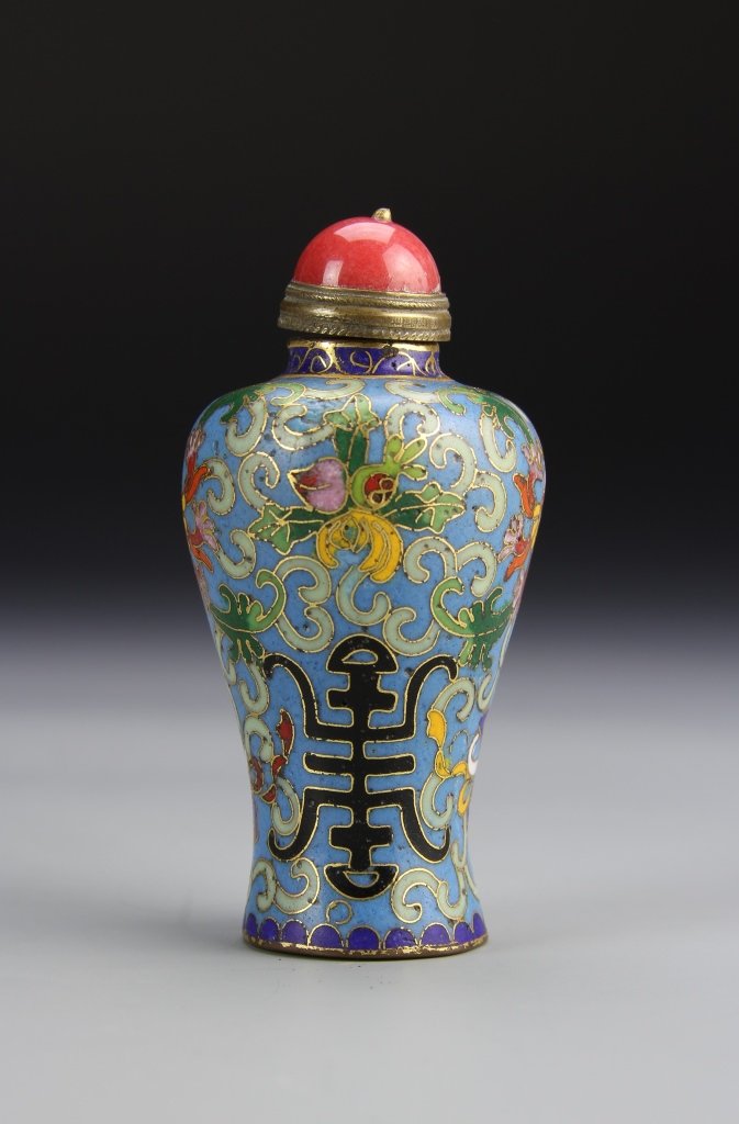 Chinese Cloisonne Snuff Bottle (1 of 3)