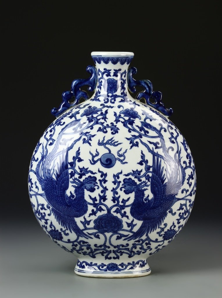 Chinese Blue And White Moon Flask Vase (1 of 7)