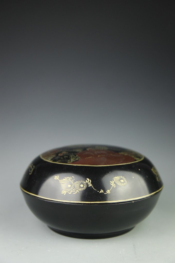 Japanese Lacquer Box with Cover (1 of 7)