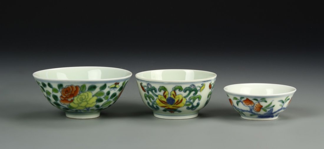 Chinese Three Famille Rose Bowls (1 of 7)