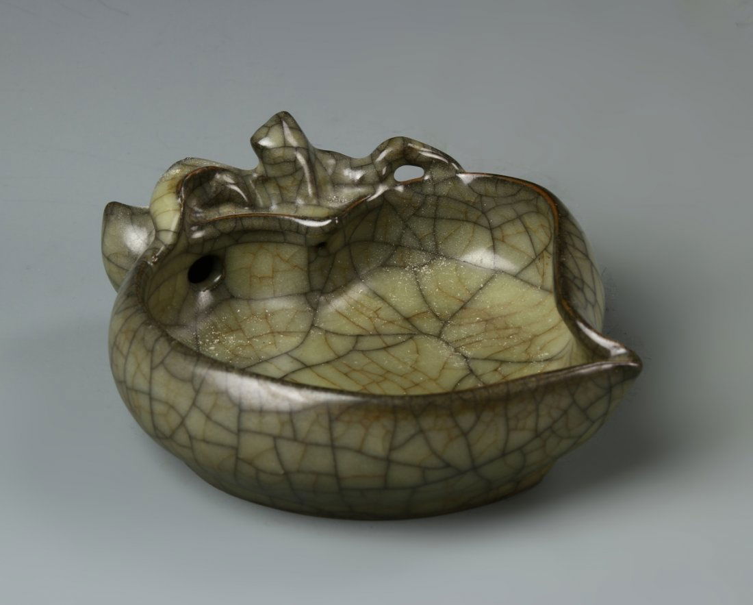 Chinese Ge Yao Brush Washer (1 of 3)