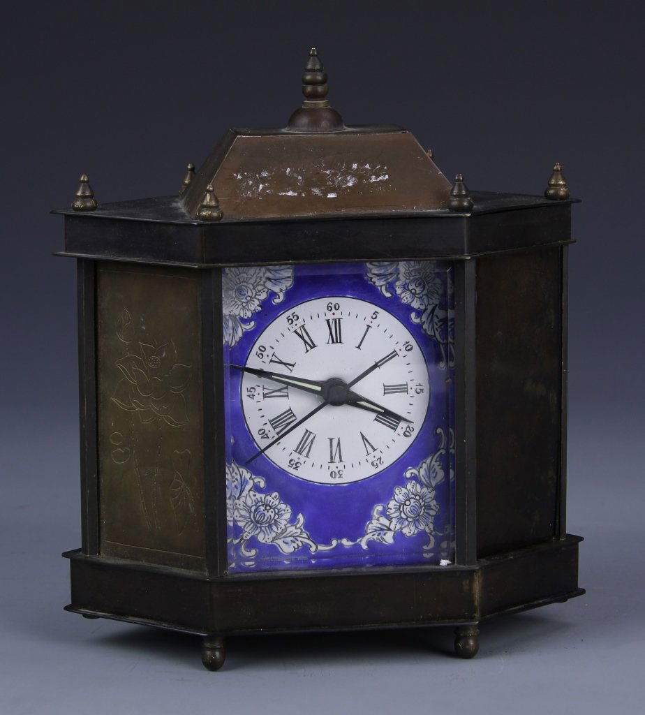 Chinese Metal Desk Clock (1 of 2)
