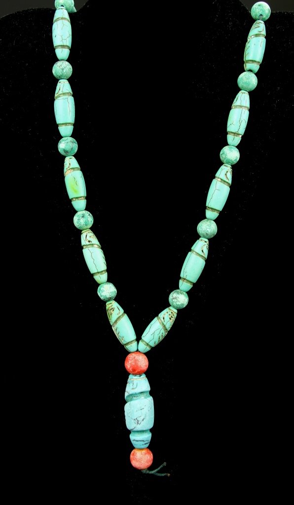 Chinese Turquoise Beaded Necklace (1 of 2)
